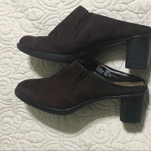 Ladies Brown slip on heels SIZE61/2